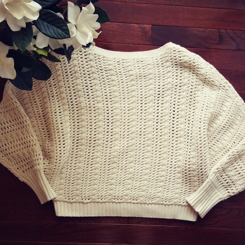 Elizabeth & James Knit Sweater Ivory, Cream - Picture 3 of 8